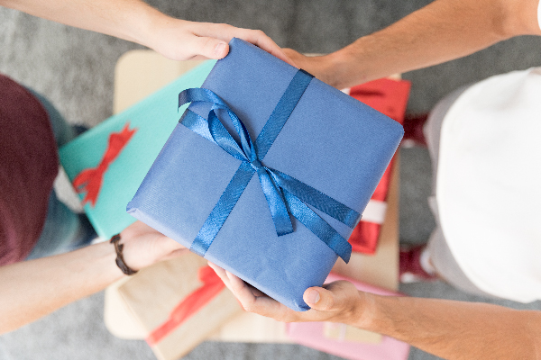 Incremental coupons, discounts and gifts
